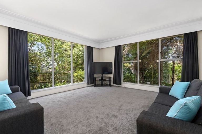 Photo of property in 1/60 Alfriston Road, Manurewa East, Auckland, 2102