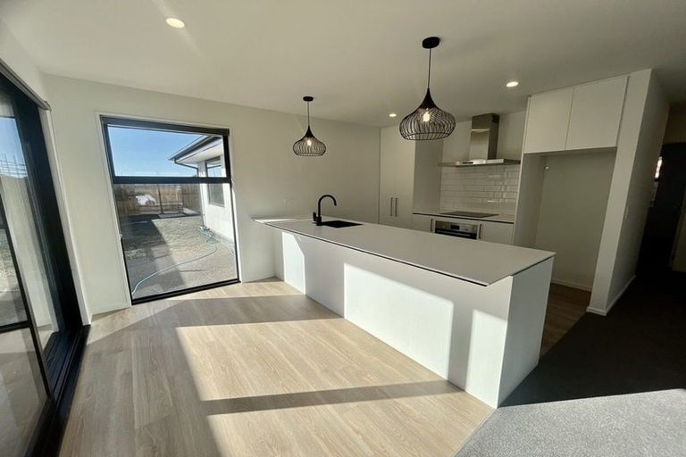 Photo of property in 10 Mehrtens Crescent, Woodend, 7691