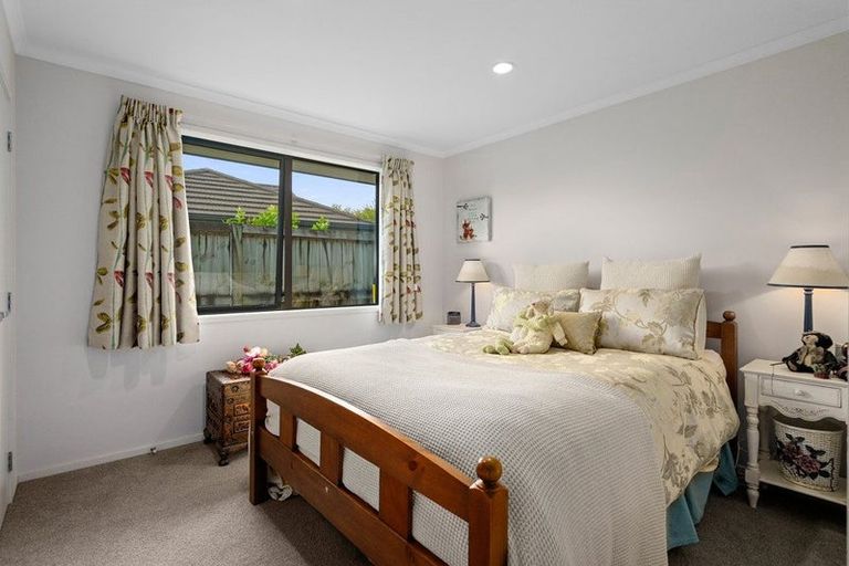 Photo of property in 12 Cotter Place, Cambridge, 3434