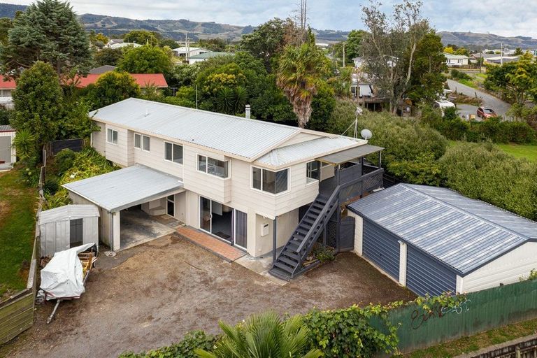 Photo of property in 14a Bayly Place, Te Puke, 3119