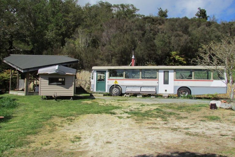 Photo of property in 1712 State Highway 7, Arnold Valley, Dobson, 7872