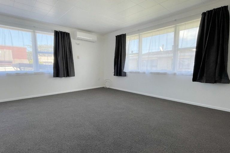 Photo of property in 92a Clyde Street, Island Bay, Wellington, 6023