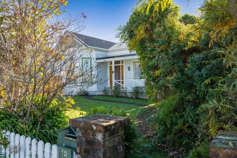 Photo of property in 18 Olivia Street, Stratford, 4332