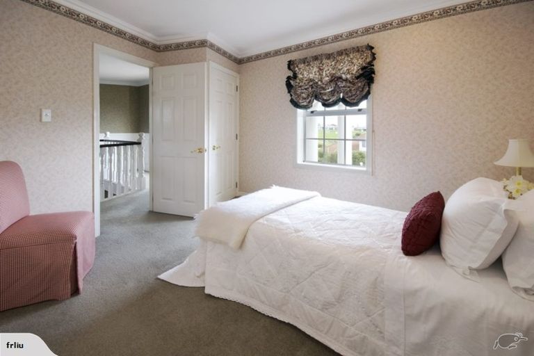 Photo of property in 20 Manor Park, Sunnyhills, Auckland, 2010