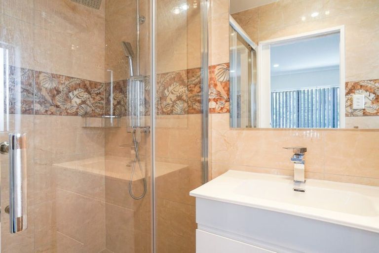 Photo of property in 1a Olympic Place, Papakura, 2110