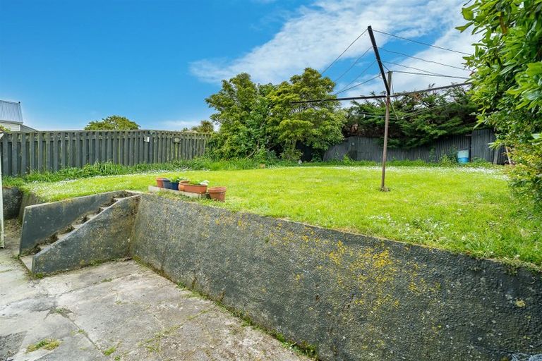 Photo of property in 22 Clifford Street, Dalmore, Dunedin, 9010