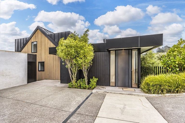 Photo of property in 19 Cass Bay Place, Cass Bay, Lyttelton, 8082