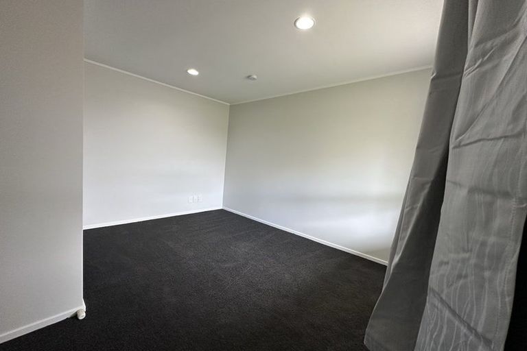 Photo of property in 5 Ian Jones Court, Flat Bush, Auckland, 2019