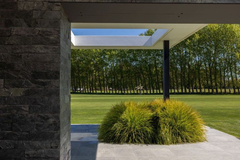 Photo of property in 400 Pound Road, Yaldhurst, Christchurch, 7676