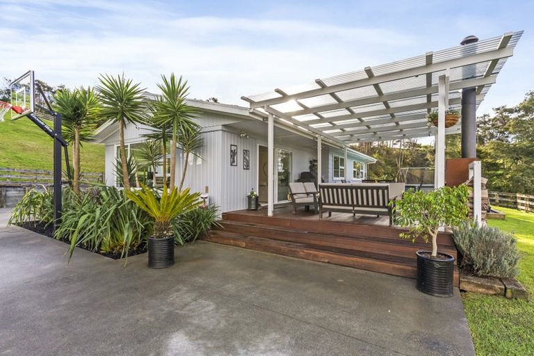 Photo of property in 52c Downer Access Road, Kaukapakapa, 0873