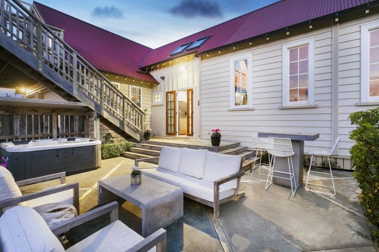 Photo of property in 7 Clarks Lane, Hobsonville, Auckland, 0618