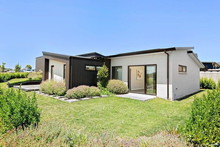 Photo of property in 17 Jonah Lomu Drive, Paerata, Pukekohe, 2124
