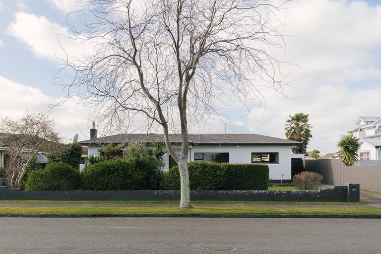 Photo of property in 29 Derby Street, Feilding, 4702