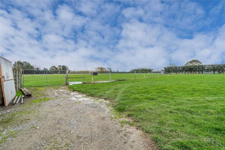 Photo of property in 327 Egerton Road, Winton, 9782