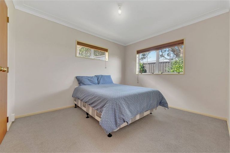 Photo of property in 4/2 Tampin Road, Hillpark, Auckland, 2102