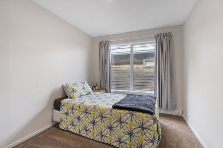 Photo of property in 17 Aorangi Road, Paraparaumu, 5032