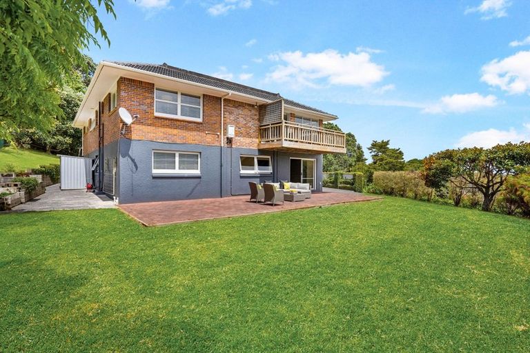 Photo of property in 3 Odin Place, Beach Haven, Auckland, 0626