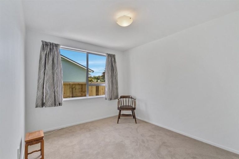 Photo of property in 2/108 Edward Avenue, Edgeware, Christchurch, 8013