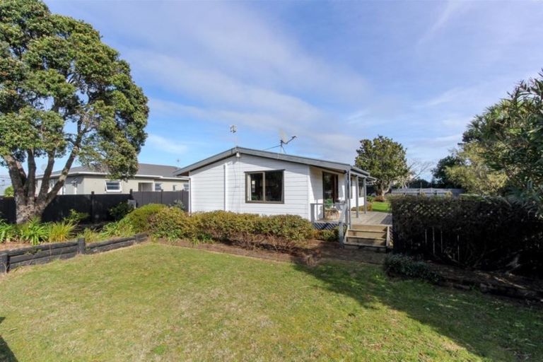 Photo of property in 28 Fitzroy Road, Fitzroy, New Plymouth, 4312