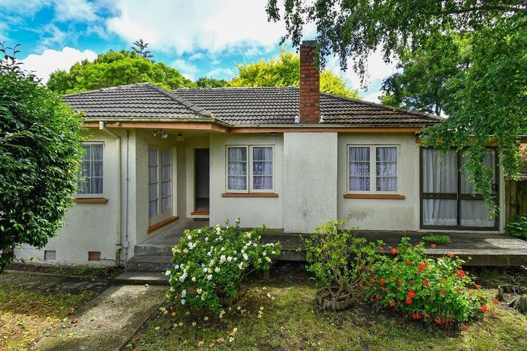 Photo of property in 27 Vine Street, Mangere East, Auckland, 2024