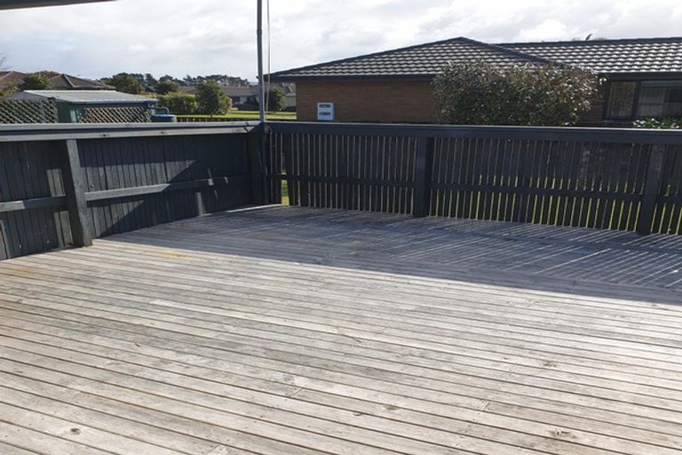Photo of property in 82 Sandspit Road, Waiuku, 2123