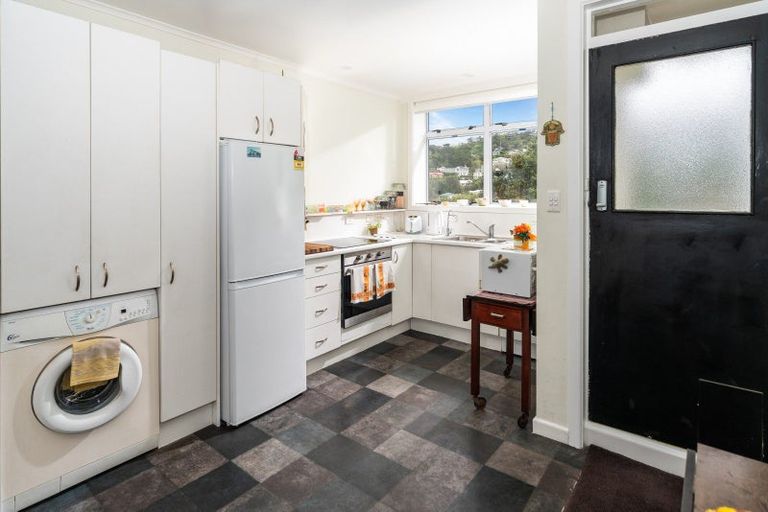 Photo of property in Harbour View Apartments, 147 Ohiro Road, Brooklyn, Wellington, 6021