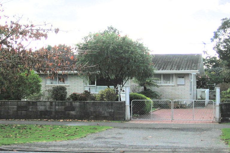 Photo of property in 477 Te Moana Road, Waikanae, 5036