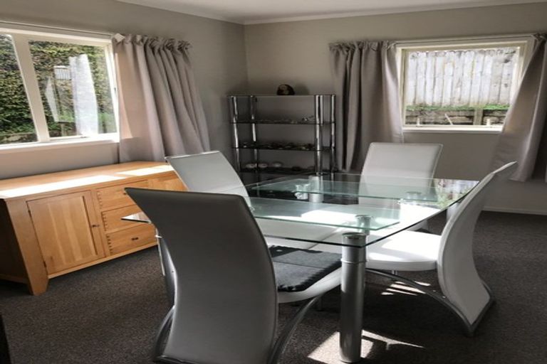 Photo of property in 1/42 Forrest Hill Road, Forrest Hill, Auckland, 0620