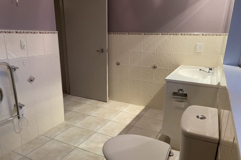 Photo of property in 114 Opaheke Road, Opaheke, Papakura, 2584