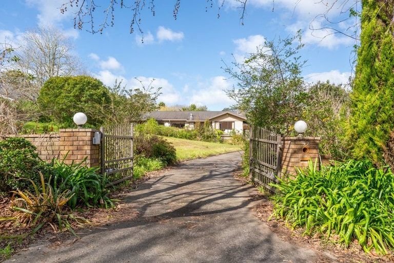 Photo of property in 42 Chester Avenue, Greenhithe, Auckland, 0632