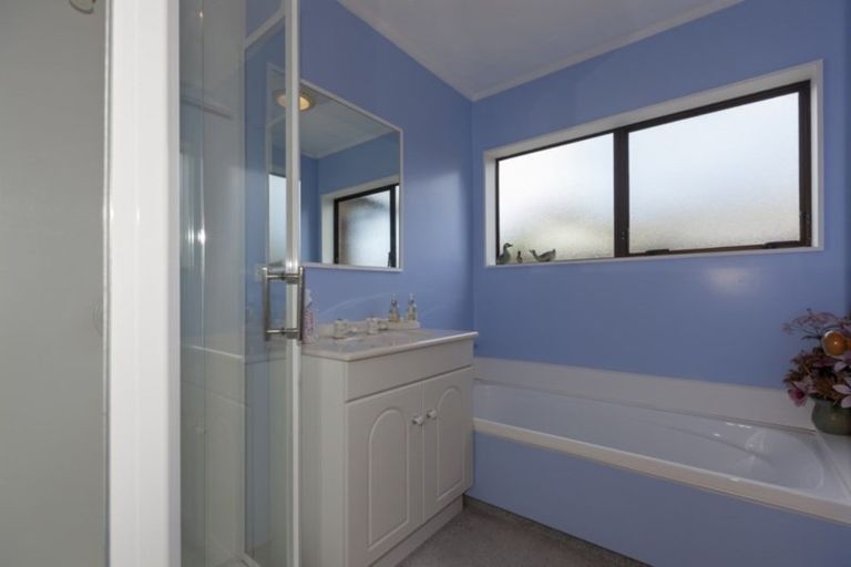 Photo of property in 44 Cedar Drive, Paraparaumu Beach, Paraparaumu, 5032