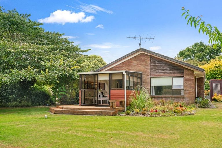 Photo of property in 15 Eggleton Road, Patumahoe, Pukekohe, 2679