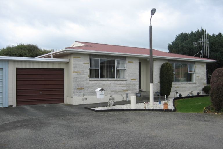 Photo of property in 12b Cambridge Street, Levin, 5510