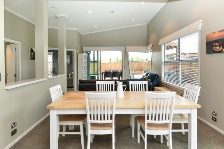 Photo of property in 14 Miers Glade, Rototuna North, Hamilton, 3210