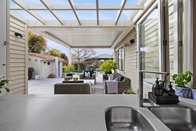 Photo of property in 19 Simla Avenue, Havelock North, 4130