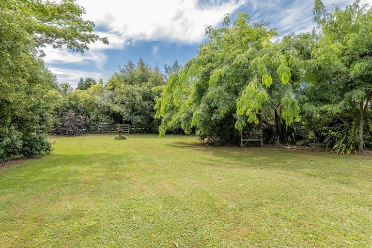 Photo of property in 1070 Queen Street East, Levin, 5510