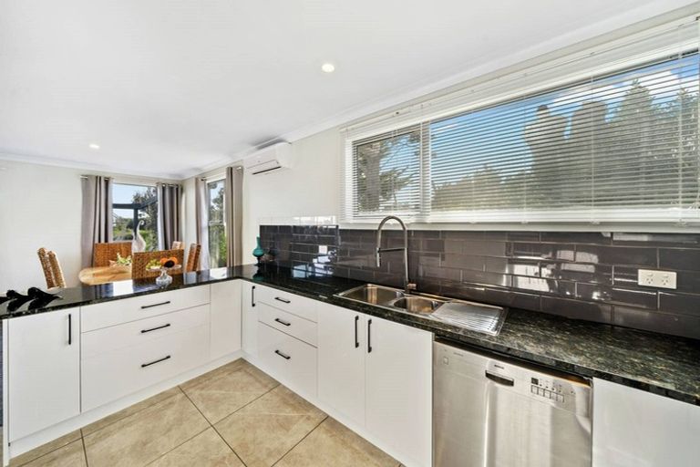 Photo of property in 276 Peka Peka Road, Peka Peka, Waikanae, 5391