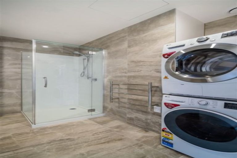 Photo of property in Frank Sargeson Apts, 408/80 Anzac Street, Takapuna, Auckland, 0622