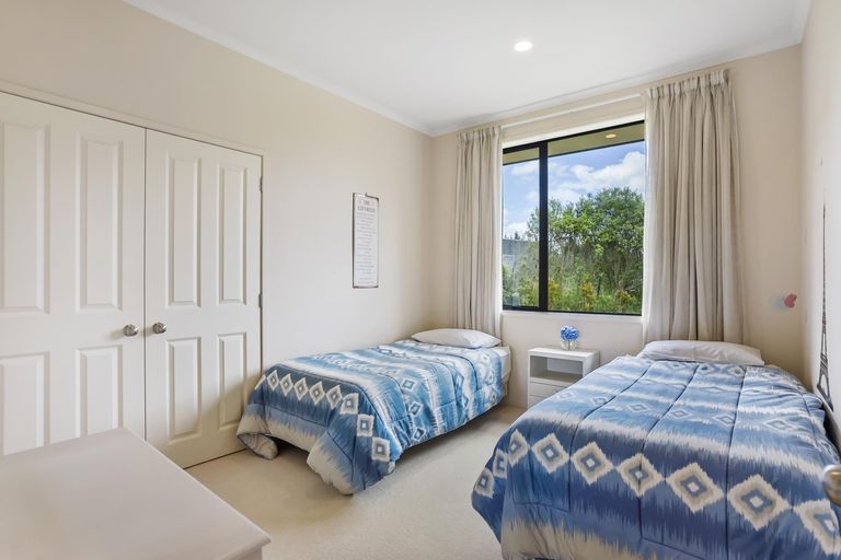 Photo of property in 807 Ponga Road, Opaheke, Papakura, 2584