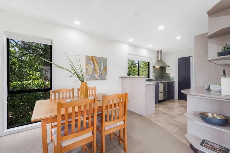 Photo of property in 91a Uxbridge Road, Cockle Bay, Auckland, 2014