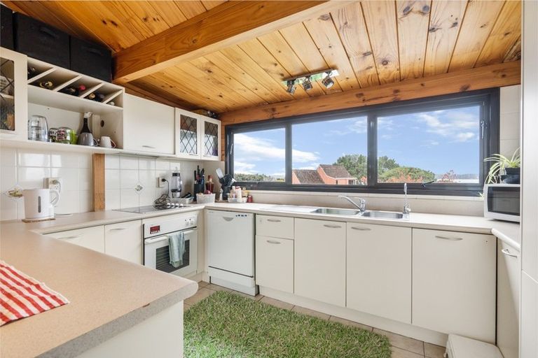 Photo of property in 148 West Harbour Drive, West Harbour, Auckland, 0618