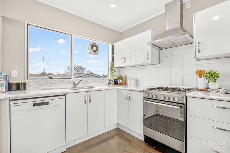 Photo of property in 18 Exeter Crescent, Springvale, Whanganui, 4501
