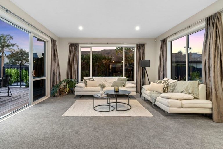 Photo of property in 37 Matemuri Drive, Papamoa Beach, Papamoa, 3118