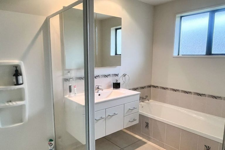 Photo of property in 31 Laing Crescent, Heathcote Valley, Christchurch, 8022