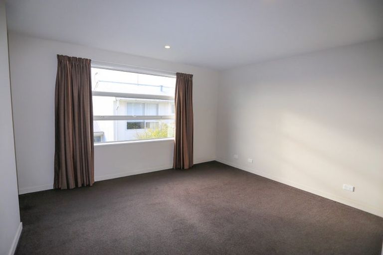 Photo of property in 537 Barbadoes Street, Edgeware, Christchurch, 8013