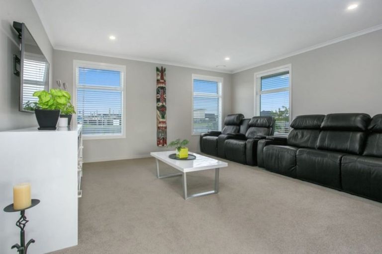 Photo of property in 75 Alan Livingston Drive, Cambridge, 3434