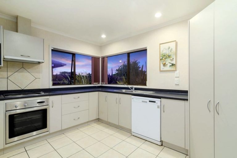 Photo of property in 7 Frame Place, Owhata, Rotorua, 3010