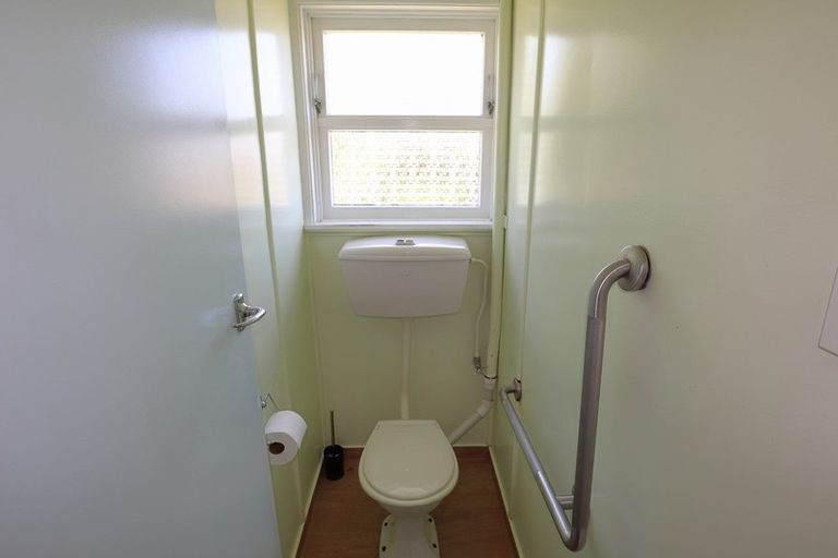 Photo of property in 4 George Street, Eltham, 4322