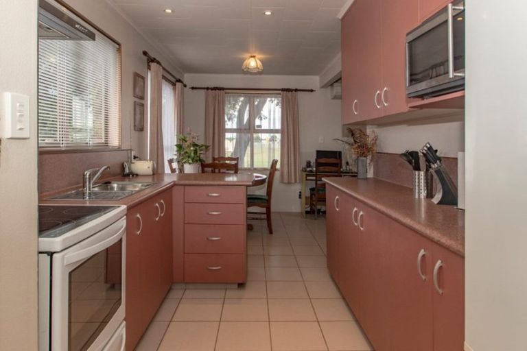Photo of property in 4 Canterbury Street, Tamatea, Napier, 4112