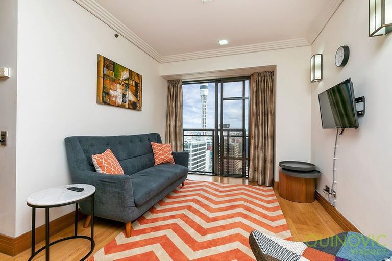 Photo of property in The Metropolis Apartments, 2914/1 Courthouse Lane, Auckland Central, Auckland, 1010